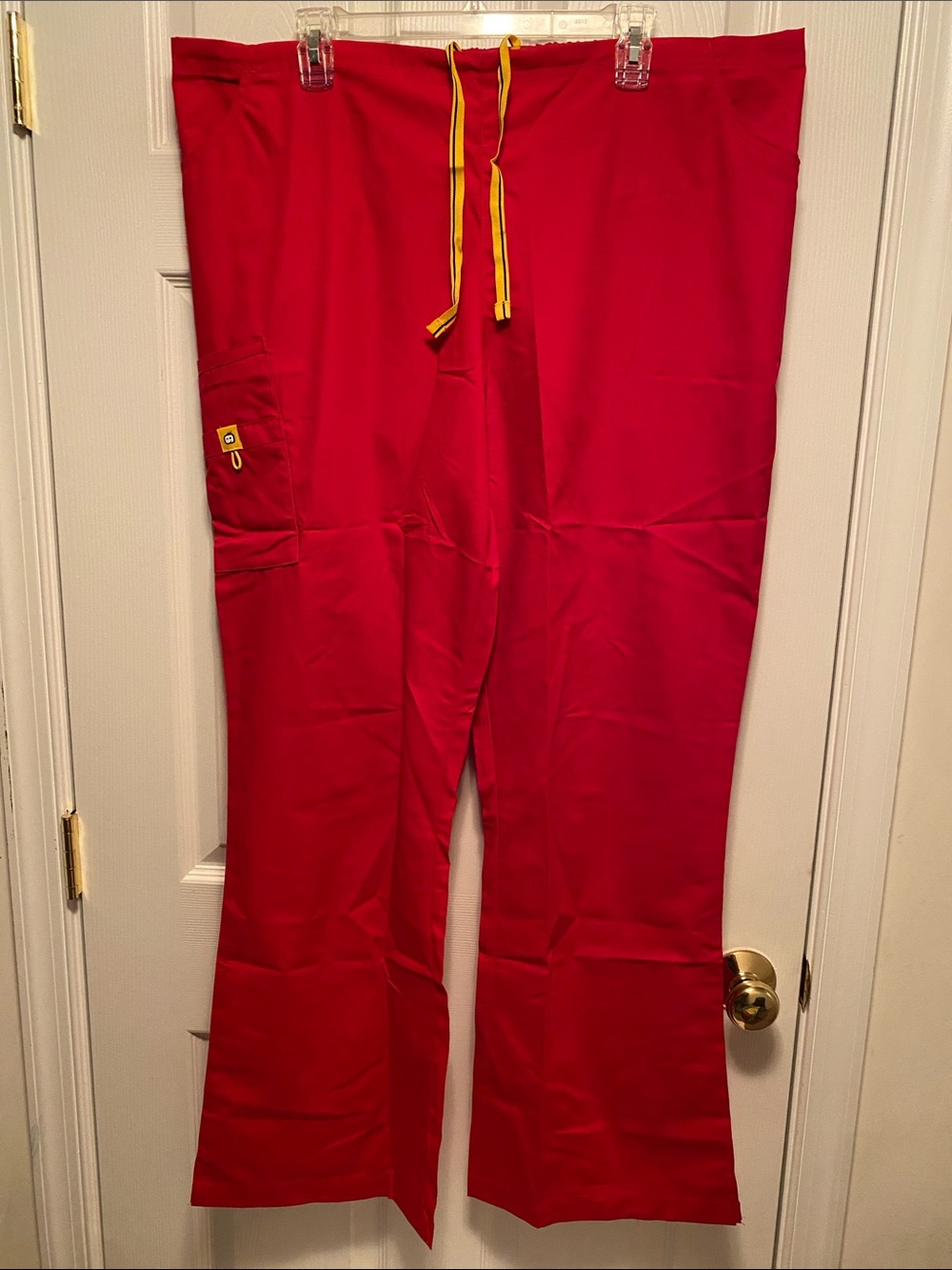 WonderWink Women’s Red Flare Leg Scrub Pants…size 2X Tall